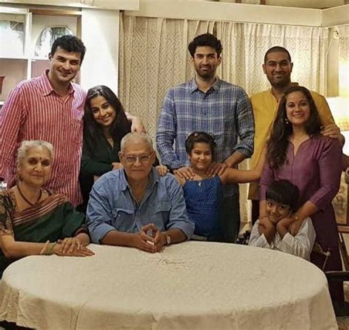 Aditya Roy Kapur's Father: A Deep Dive into His Family & Career