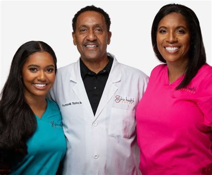 Best South Florida Dermatology: Find Top Doctors Now!