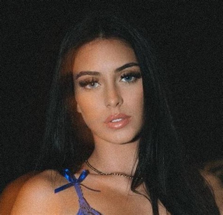 Camila Araujo Leak Scandal: Truth & Impact on the Web