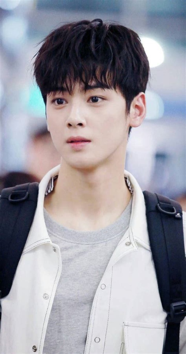 Cha Eun-woo: Astro Idol, Actor, Soloist - All You Need to Know!