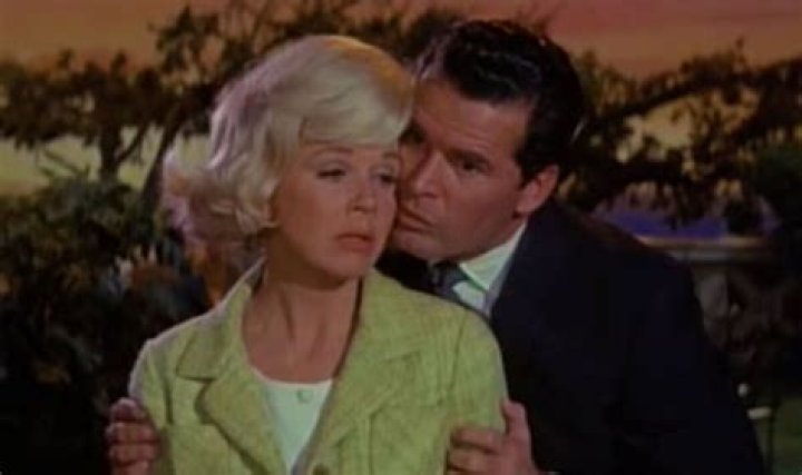 Doris Day & James Garner: Romantic Comedy Icons & Friendship Stories