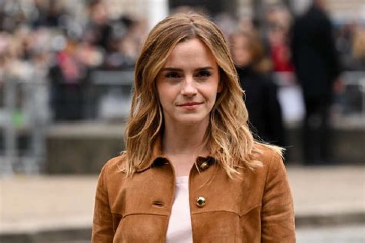 Emma Watson's Height: The Definitive Guide & Facts!