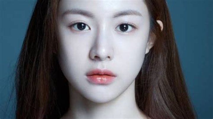 Go Yoon Jung: Everything You Need to Know | [Actress & Model]