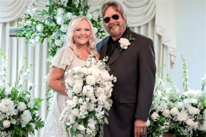 Hank Williams Jr.'s Marriages & Wives: Mary Jane, Brandi & More | News
