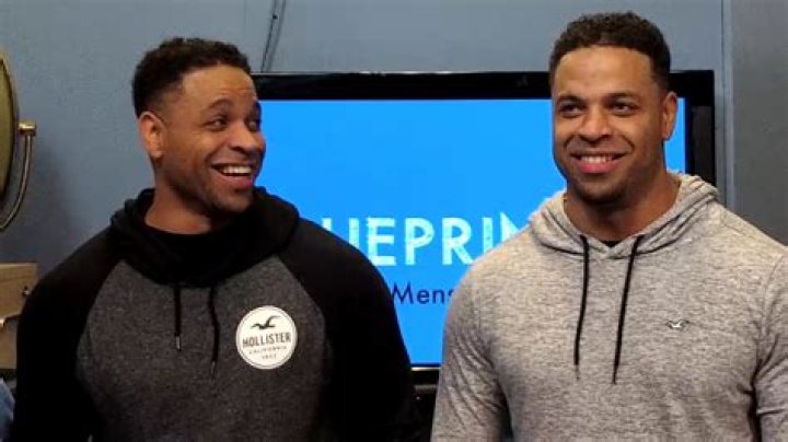 Hodgetwins: Comedy, Politics & More! Watch Now!