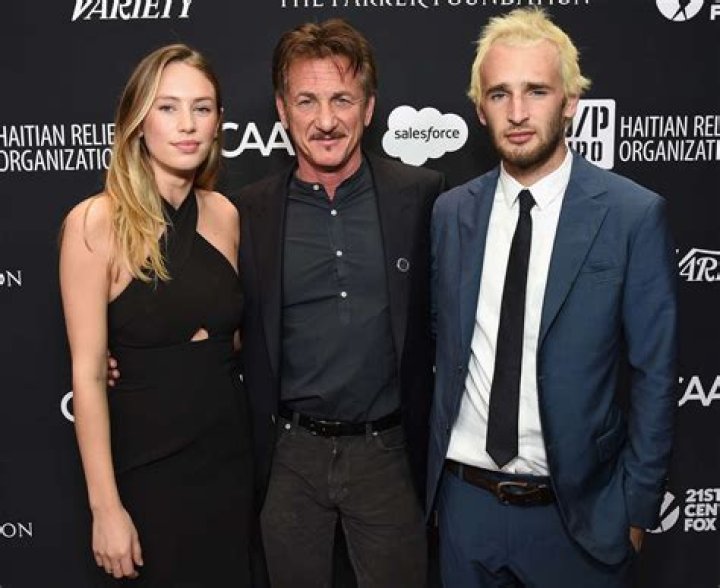 Sean Penn's Children: Dylan & Hopper & Their Family Life