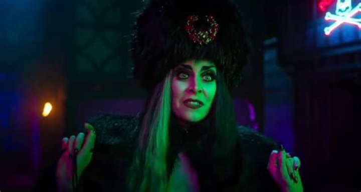 Sheri Moon Zombie: Bio, Movies & More!