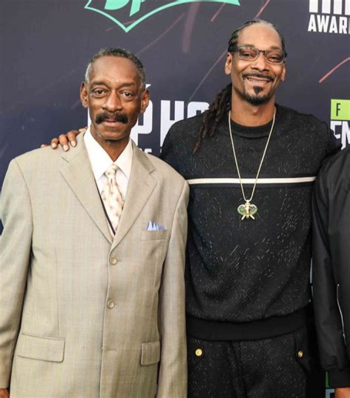 Snoop Dogg & Father: Vernell Varnado's Life & Legacy | The Doggfather