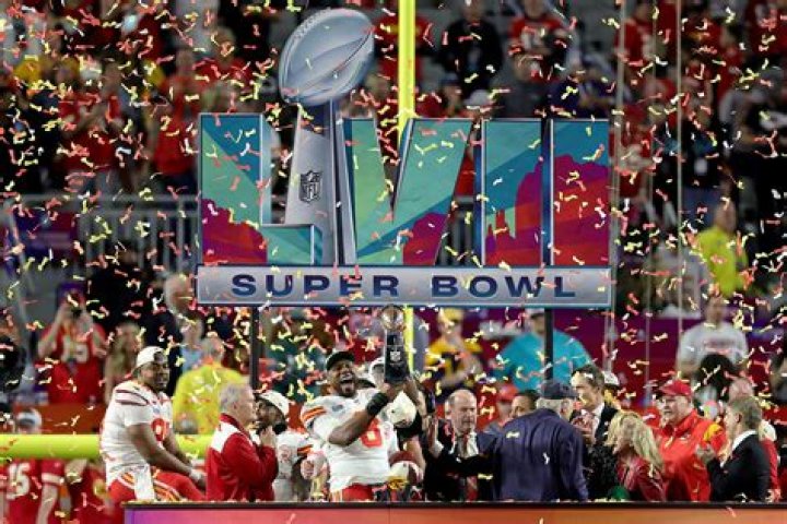 Super Bowl Wins Showdown: Who Has The Edge?
